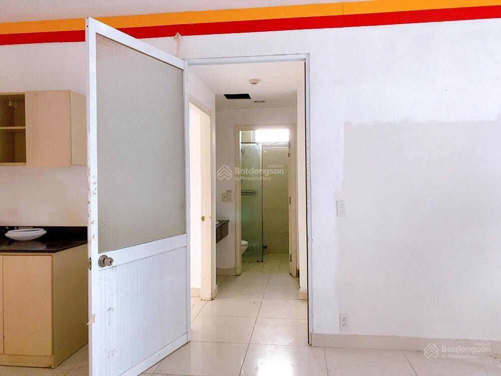 Cho thuê shophouse parcspring, 130m2, 2 phòng ngủ, 2wc, khu vực kinh doanh rộng, giá 20 triệu.