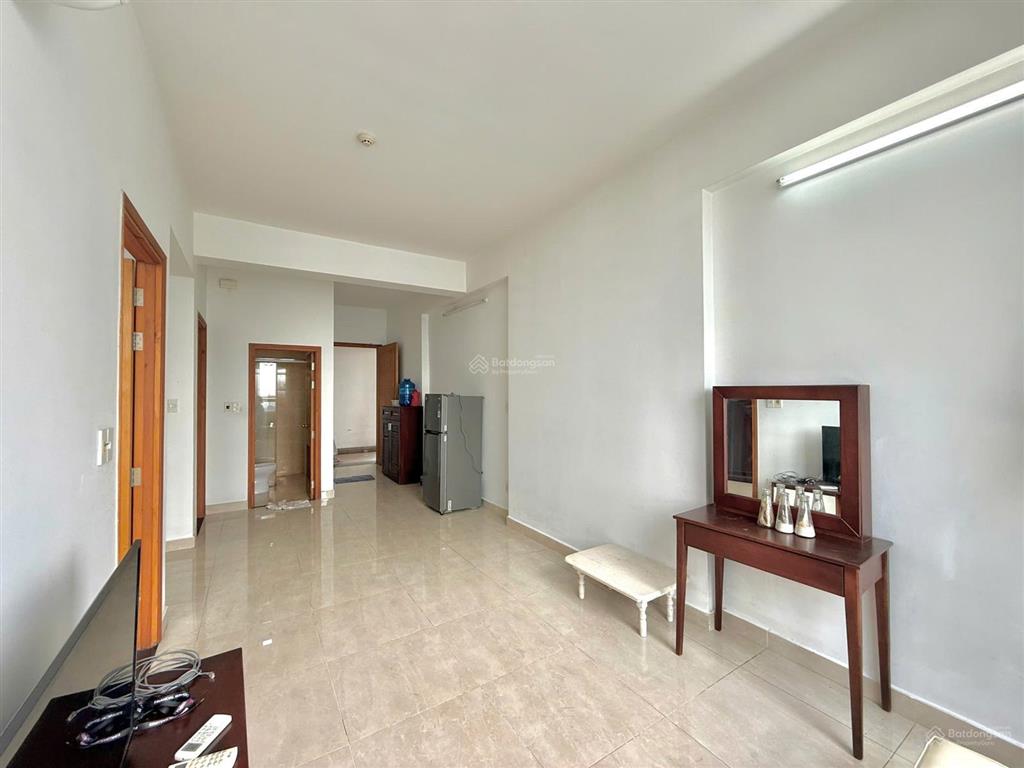The cbd, 2 phòng ngủ, tầng trung, view thoáng, giá chỉ 3,4 tỷ, có nội thất,  0938 264 *** minh