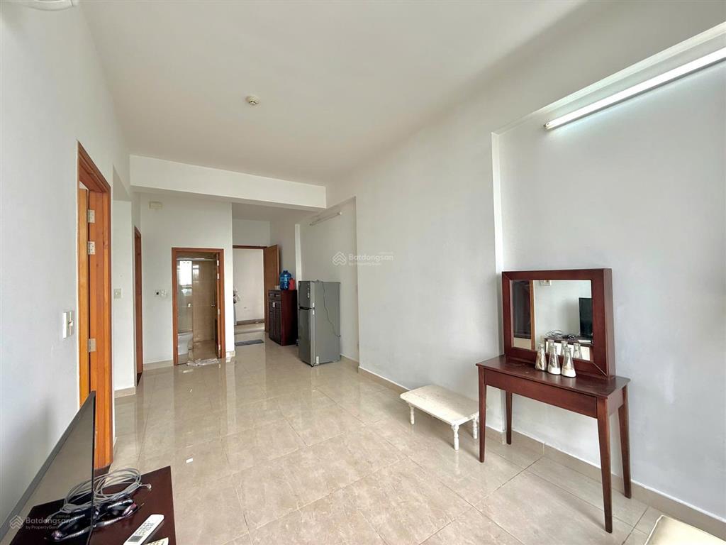 The cbd, 2 phòng ngủ, tầng trung, view thoáng, giá chỉ 3,4 tỷ, có nội thất,  0938 264 *** minh