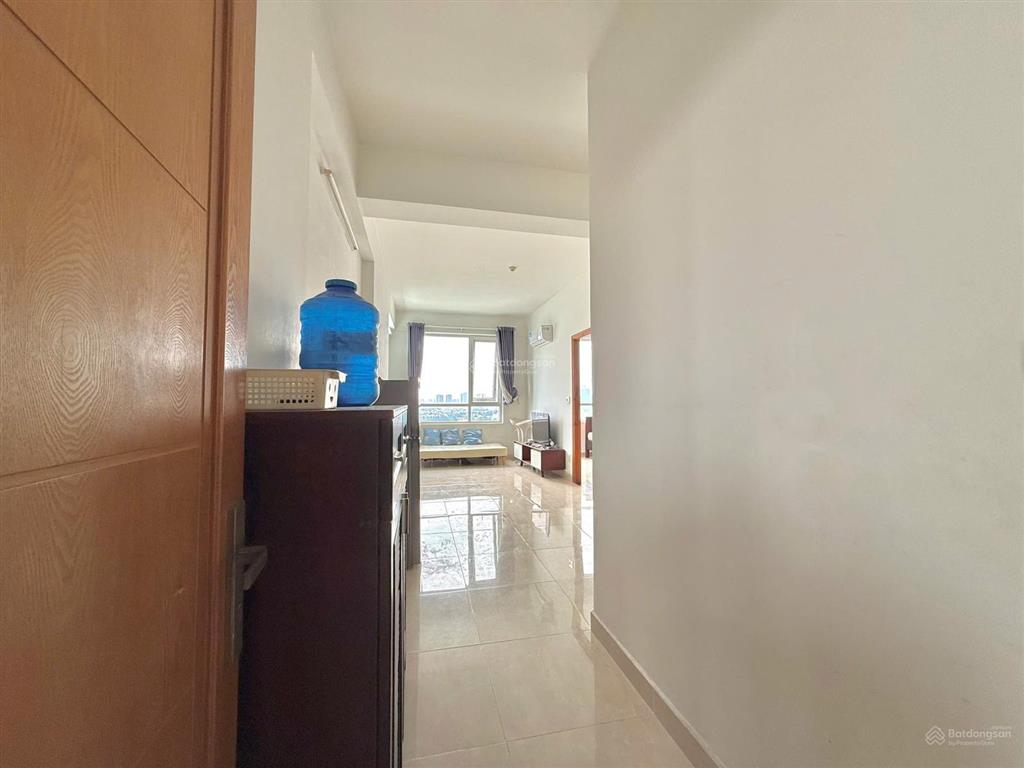 The cbd, 2 phòng ngủ, tầng trung, view thoáng, giá chỉ 3,4 tỷ, có nội thất,  0938 264 *** minh