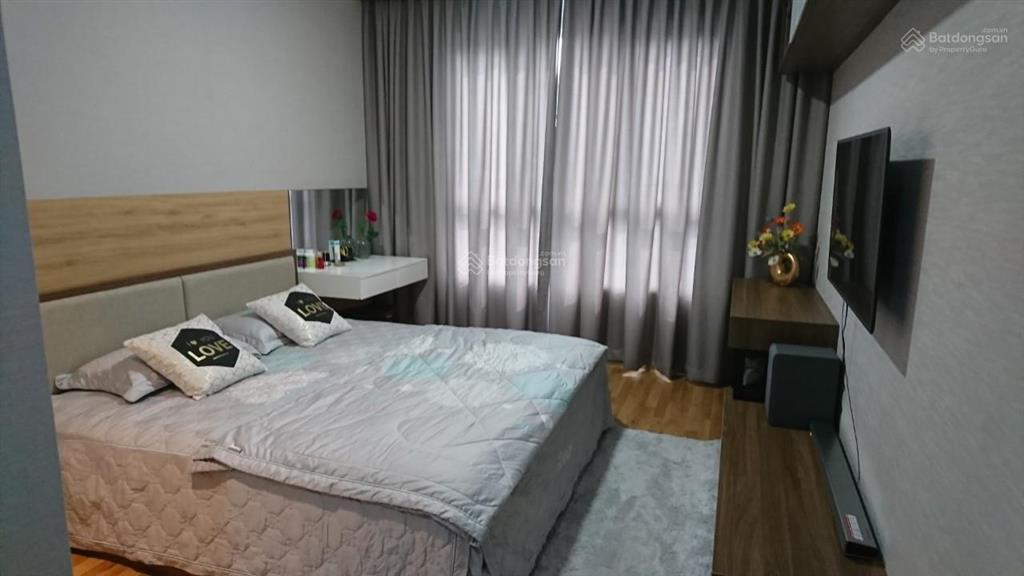 Bán krista 2 phòng ngủ, 80m2, có sổ, view thoáng, nội thất đầy đủ, giá tốt 5,65 tỷ, view đông nam