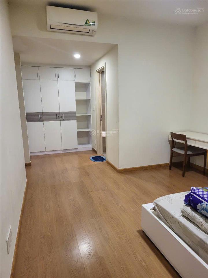 The krista 102m2, 3 phòng ngủ, nội thất cơ bản, giá 7 tỷ, đã có sổ hồng, căn góc, view thoáng mát