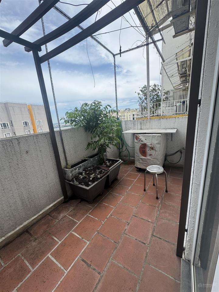 Bán nhanh căn hiếm 1 phòng ngủ, có bancol, view thoáng, tầng cao, full nội thất, giá bán 2,945 tỷ