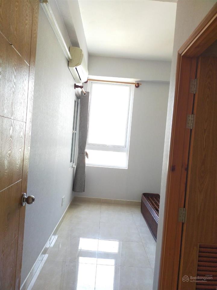 The cbd, 2 phòng ngủ, tầng trung, view thoáng, giá chỉ 3,1 tỷ, có nội thất,  0938 264 *** minh