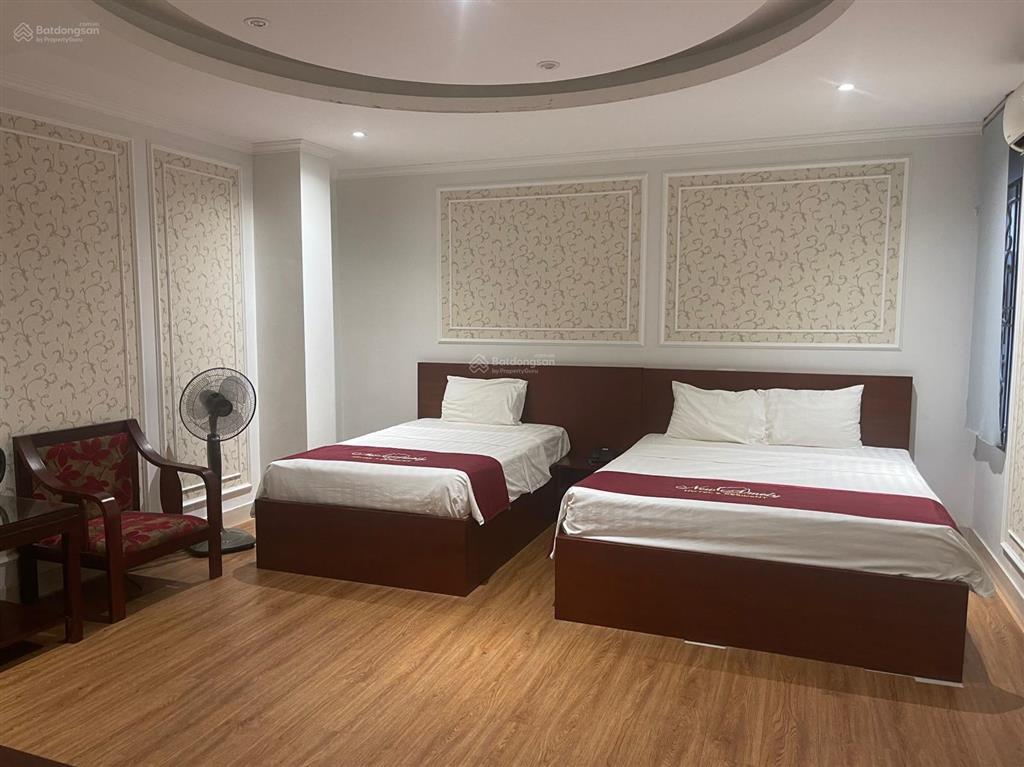 Bán khách sạn trung tâm mỹ đình, hà nội  chỉ 67 tỷ
