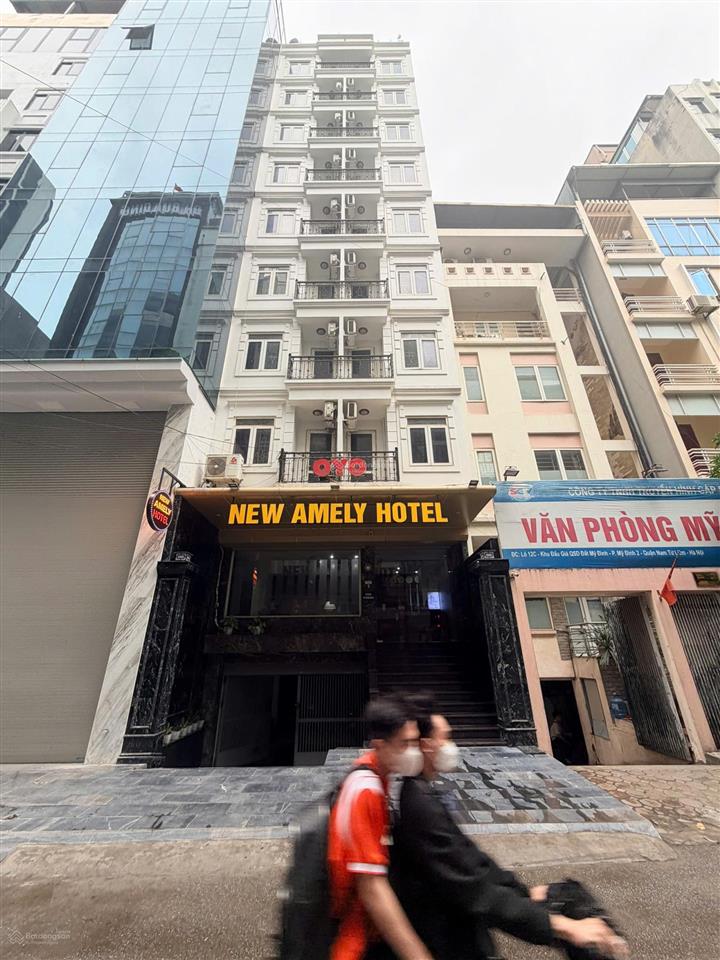Bán khách sạn trung tâm mỹ đình, hà nội  chỉ 67 tỷ