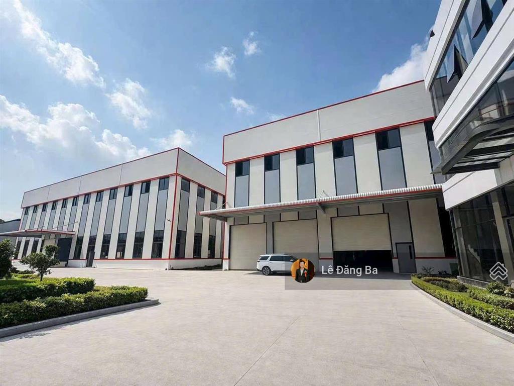Cho thuê xưởng 2 tầng, siêu đẹp tại kcn bình dương, diện tích 8800m2, giá chỉ 91.385 đ/tháng/m2