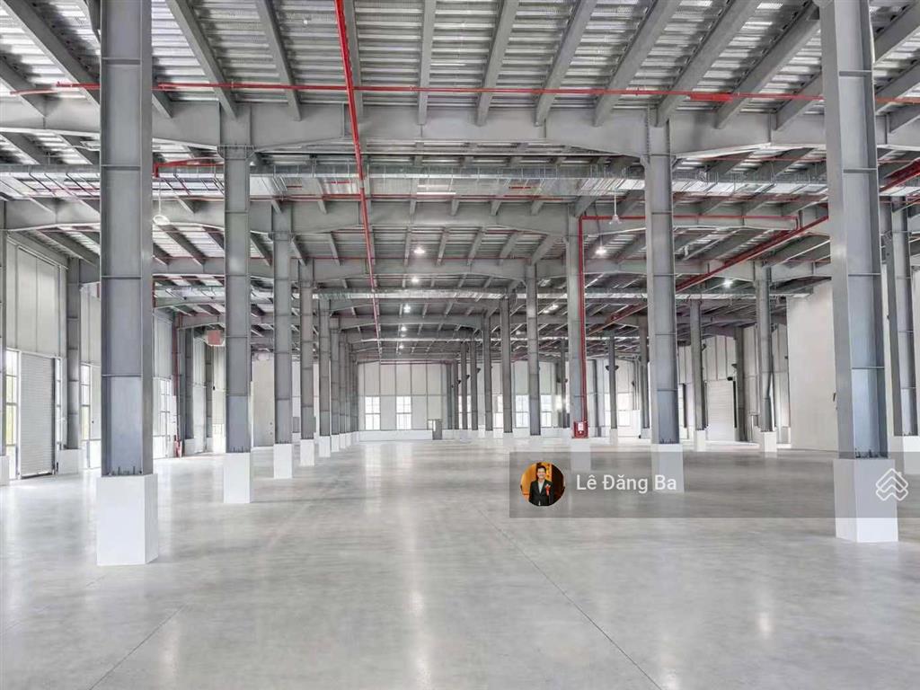 Cho thuê xưởng 2 tầng, siêu đẹp tại kcn bình dương, diện tích 8800m2, giá chỉ 91.385 đ/tháng/m2