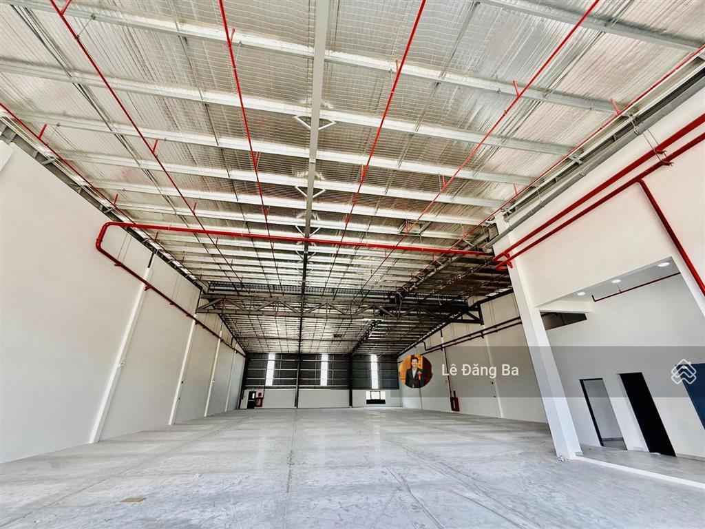Cho thuê xưởng mới 100% tại kcn vsip 3. diện tích từ 1390m2  30.000m2. giá cho thuê từ 135.000đ/m2