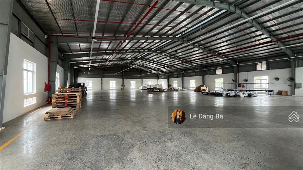 Bán xưởng trong kcn vsip 2, diện tích 12.000m2, mới 90%, giá 115 tỷ, sử dụng đến 2057