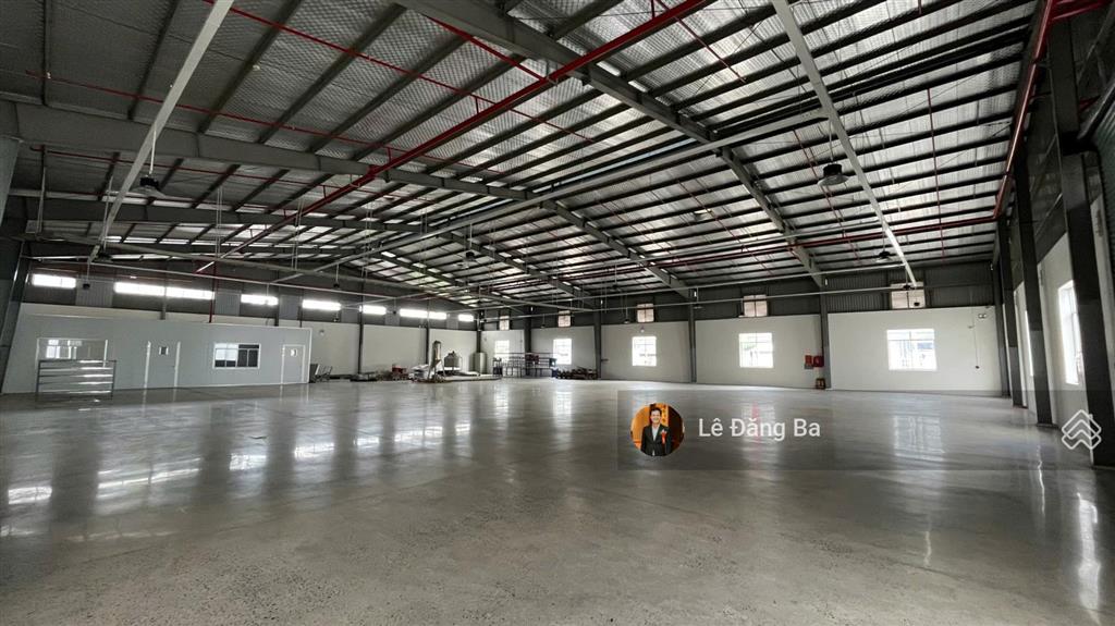 Bán xưởng trong kcn vsip 2, diện tích 12.000m2, mới 90%, giá 115 tỷ, sử dụng đến 2057