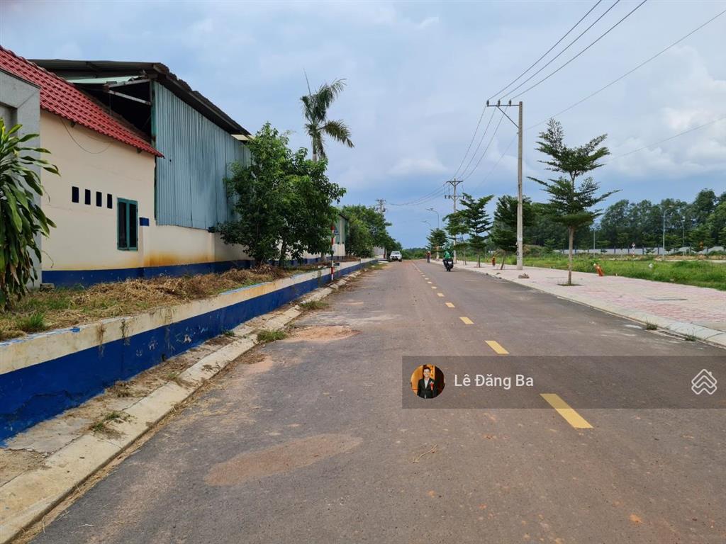 Cần bán xưởng hơn 13000m2, ngang hơn 100m, kcn mỹ phước 4, có thu nhập sẵn 400tr/tháng, giá 75tỷ