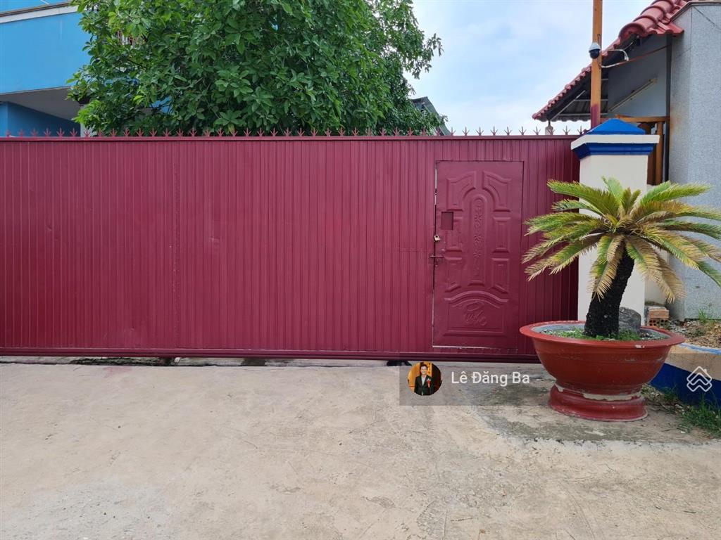 Cần bán xưởng hơn 13000m2, ngang hơn 100m, kcn mỹ phước 4, có thu nhập sẵn 400tr/tháng, giá 75tỷ