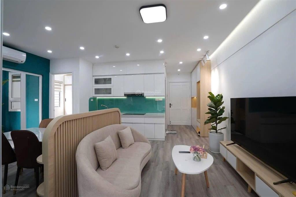 Chính chủ bán chung cư 19t6 hà đông. dt 70m2 2 phòng ngủ