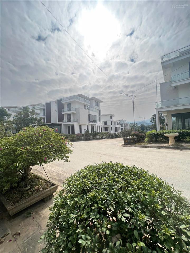 Bán gấp bt kđt phú cát city diện tích 180m2 giá đất 70tr/m2 view đẹp hàng hiếm