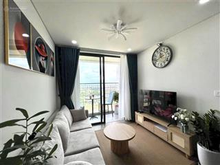 Bán căn 2pn fpt 70,6m2 full nội thất tầng cao view thành phố sẵn sổ công chứng