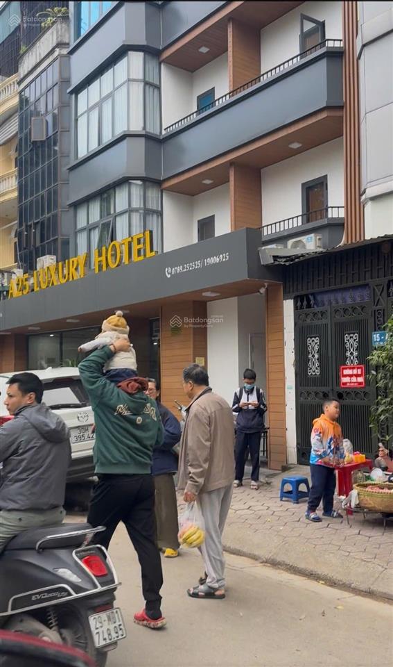 Chính chủ bán nhà 3 tầng mặt phố nghĩa tân, phường nghĩa đô,quận cầu giấy, hà nội