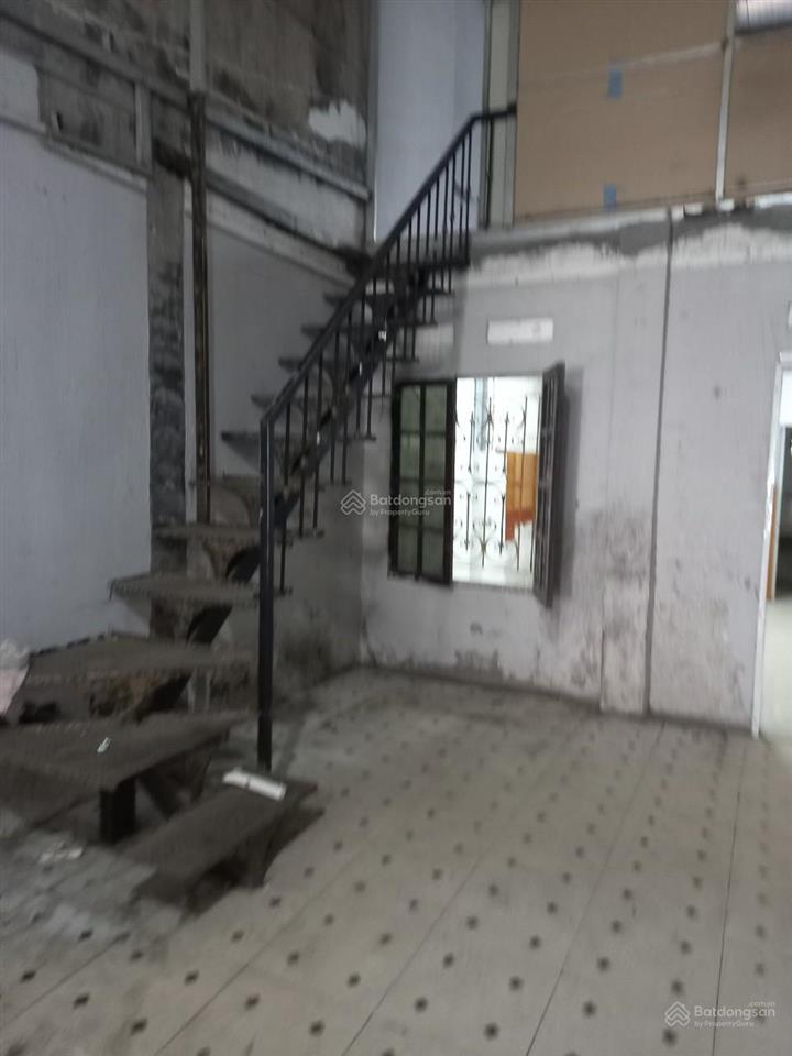 Chính chủ bán nhà cấp 4 số 443 ngõ 192 lê trọng tấn, mặt ngõ 8m ô tô tránh nhau giá cực rẻ