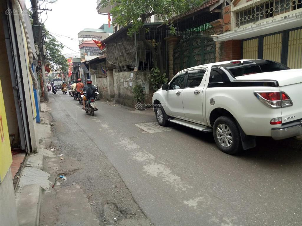 Chính chủ bán nhà cấp 4 số 443 ngõ 192 lê trọng tấn, mặt ngõ 8m ô tô tránh nhau giá cực rẻ