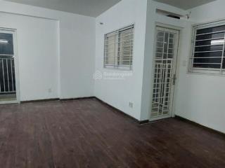 Chính chủ cần bán nhanh căn góc 2 bancon thoáng mát giá tốt, vị trí đẹp tiện ích sát 2 global city