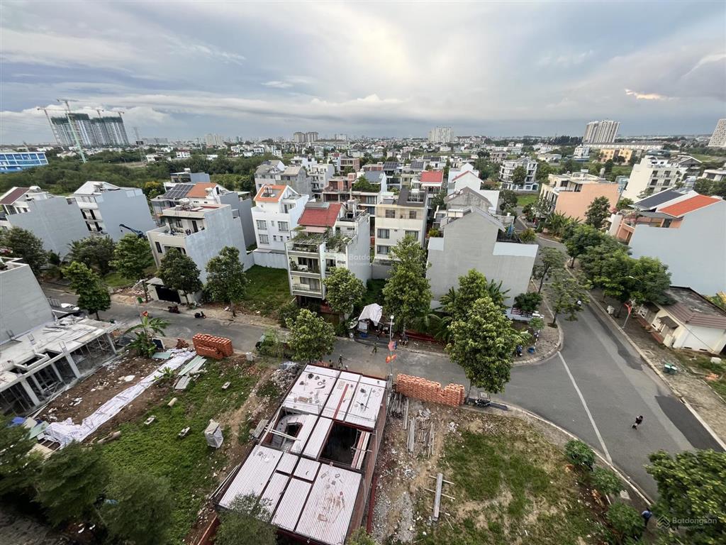 Bán nhanh căn góc 2bancon full nội thất sở hữu lâu dài vi trí đẹp giá tốt nhất khu vực