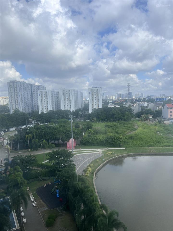55m 3,5 tỷ
bán căn hộ cc #kikyo residence  đỗ xuân hợp. sát q2  global city. có sổ  hỗ trợ vay