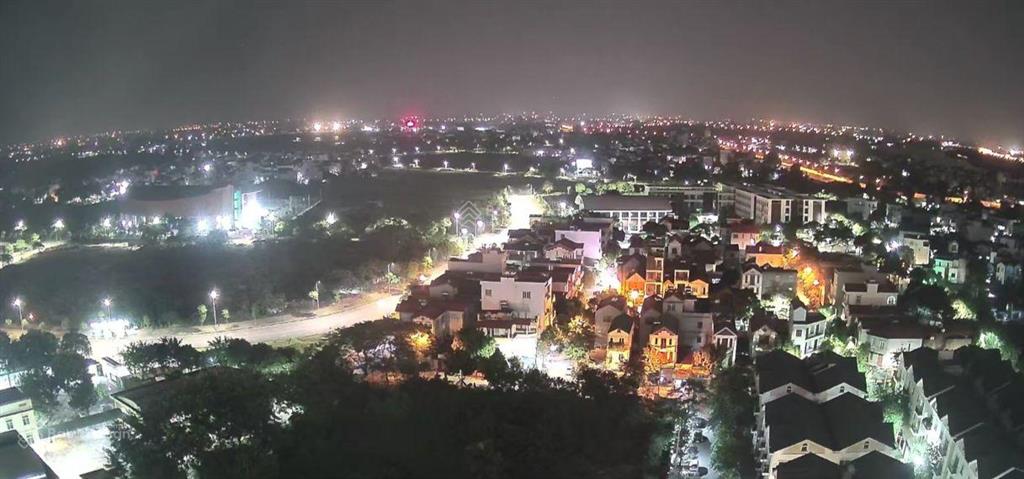 4tỷ100tr căn 73m2 trục căn hướng mát view sông tầng đẹp giá tốt. full nội thất.ngay cạnh vin cổ loa