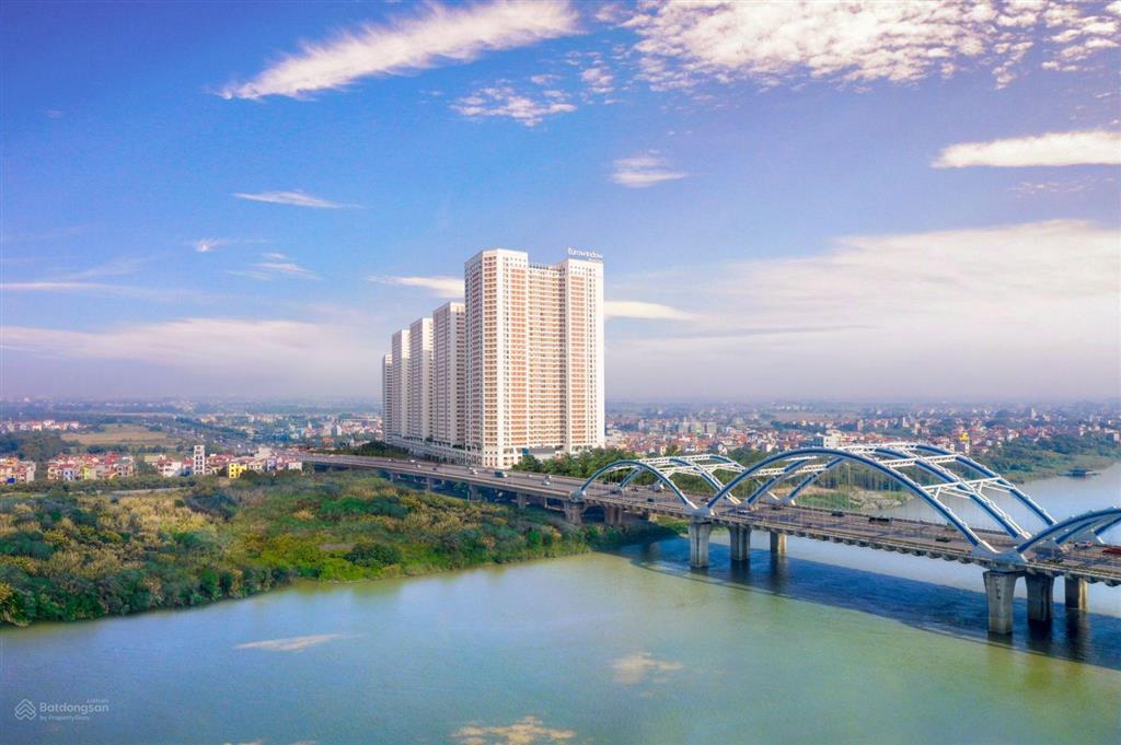4tỷ100tr căn 73m2 trục căn hướng mát view sông tầng đẹp giá tốt. full nội thất.ngay cạnh vin cổ loa