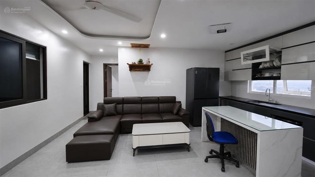 4tỷ100tr căn 73m2 trục căn hướng mát view sông tầng đẹp giá tốt. full nội thất.ngay cạnh vin cổ loa