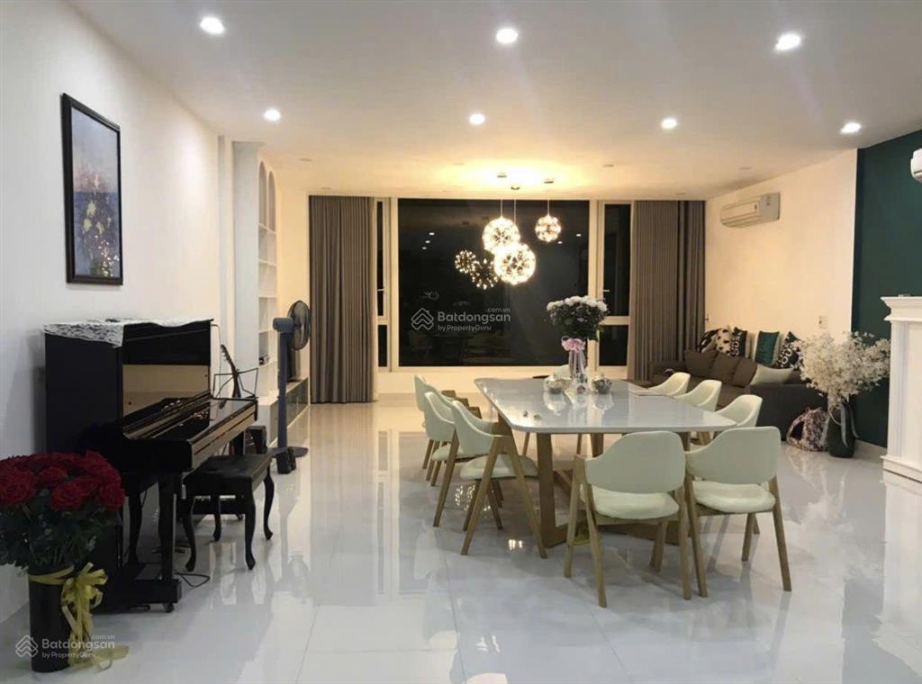 8,1 tỷ nhà 4 tầng phú mỹ an, đã hoàn thiện nội thất