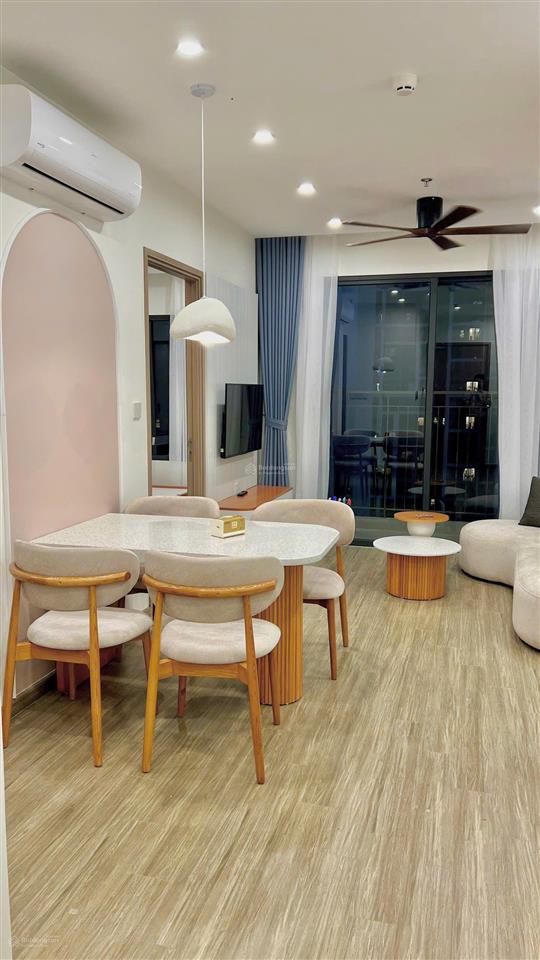 Bán lỗ căn 3pn  80m2, đủ đồ (chính chủ), 5 tỷ 680, vinhomes smart city tòa mới bàn giao