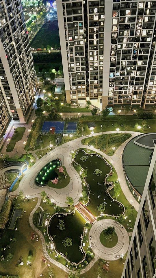 Bán lỗ căn 3pn  80m2, đủ đồ (chính chủ), 5 tỷ 680, vinhomes smart city tòa mới bàn giao