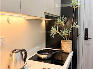 Giá thật căn studio 33.8m2, 2.3tỷ, nhà đủ đồ đẹp, vin smart city (chính chủ em bán gấp trong tuần)