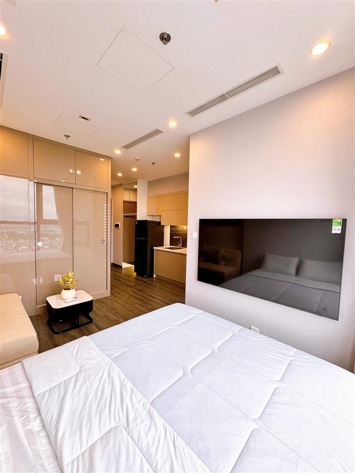Studio tòa tonkin 1  28.6m2, 2.3 tỷ, chính chủ cần bán gấp vinhomes smart city rẻ nhất thị trường