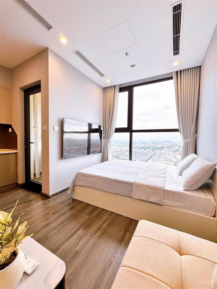 Studio tòa tonkin 1  28,6m2, 2,2 tỷ, chính chủ cần bán gấp vinhomes smart city giá hời