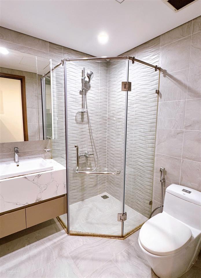 Studio tòa tonkin 1  28,6m2, 2,2 tỷ, chính chủ cần bán gấp vinhomes smart city giá hời