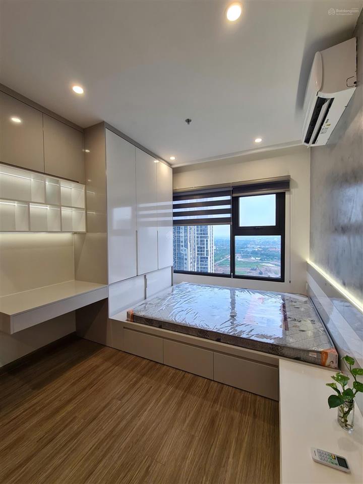 Giá thật căn studio 31.8m2 nhà đủ đồ đẹp, 2 tỷ 100, khu cao cấp vin smart city