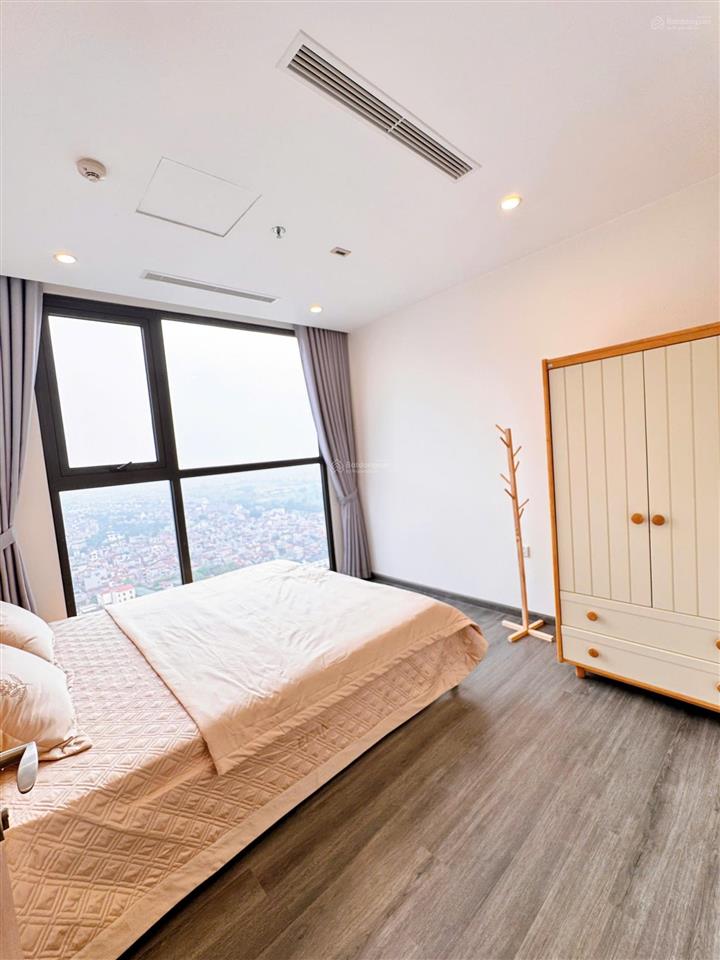 Siêu rẻ chính chủ bán căn 2n+, 2vs, 71.7m2, 4 tỷ 920, tòa tonkin1, vinhomes smart city