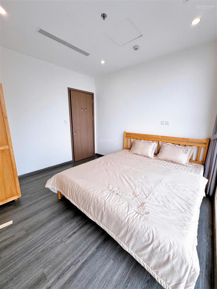 Siêu rẻ chính chủ bán căn 2n+, 2vs, 71.7m2, 4 tỷ 920, tòa tonkin1, vinhomes smart city