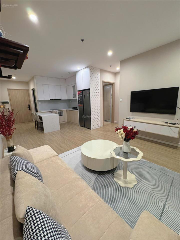 Bán lỗ căn 3pn  80m2, 4.65 tỷ, đủ đồ (chính chủ) vinhomes smart city tòa mới bàn giao