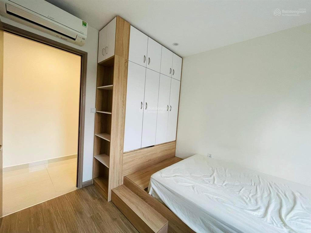 Cần bán gấp căn hộ 2n1vs, phân khu sapphire tòa s303, vinhomes smart city