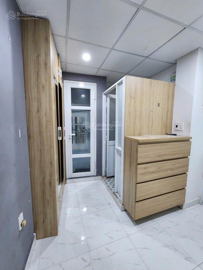 Bán nhà đường hoàng diệu, phú nhuận, 35m2 2 tầng chỉ 4,2 tỷ, rẻ nhất trong phân khúc