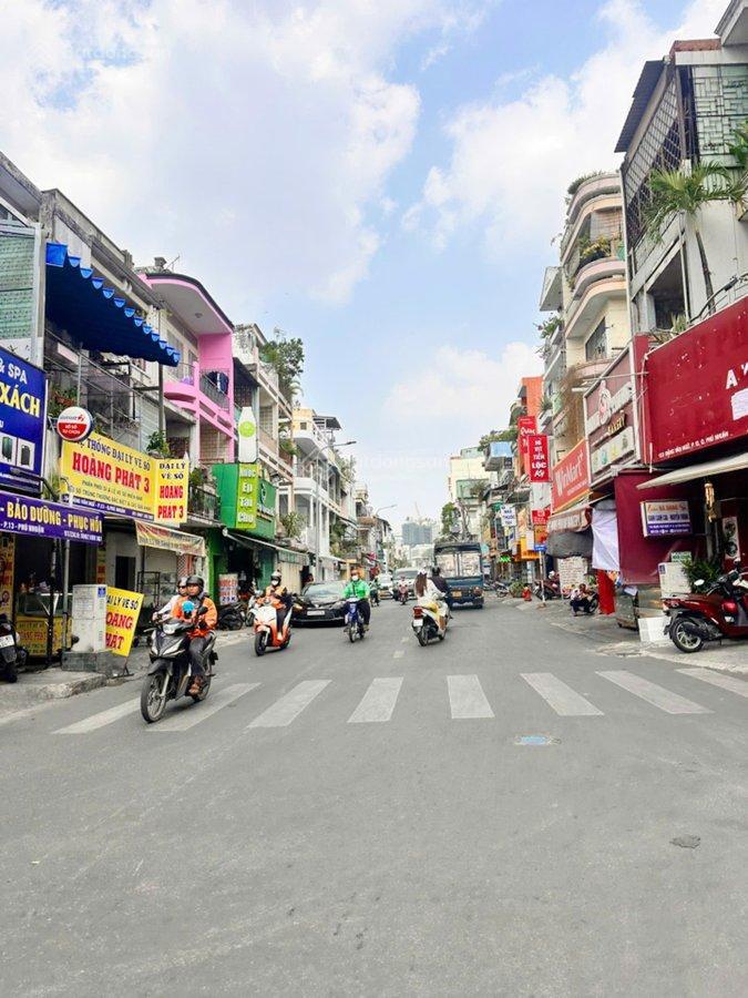 Bán nhà mặt tiền đặng văn ngữ, quận phú nhuận, dòng tiền 1 năm 300 triệu, 98m2 nở hậu, giá 18,5 tỷ