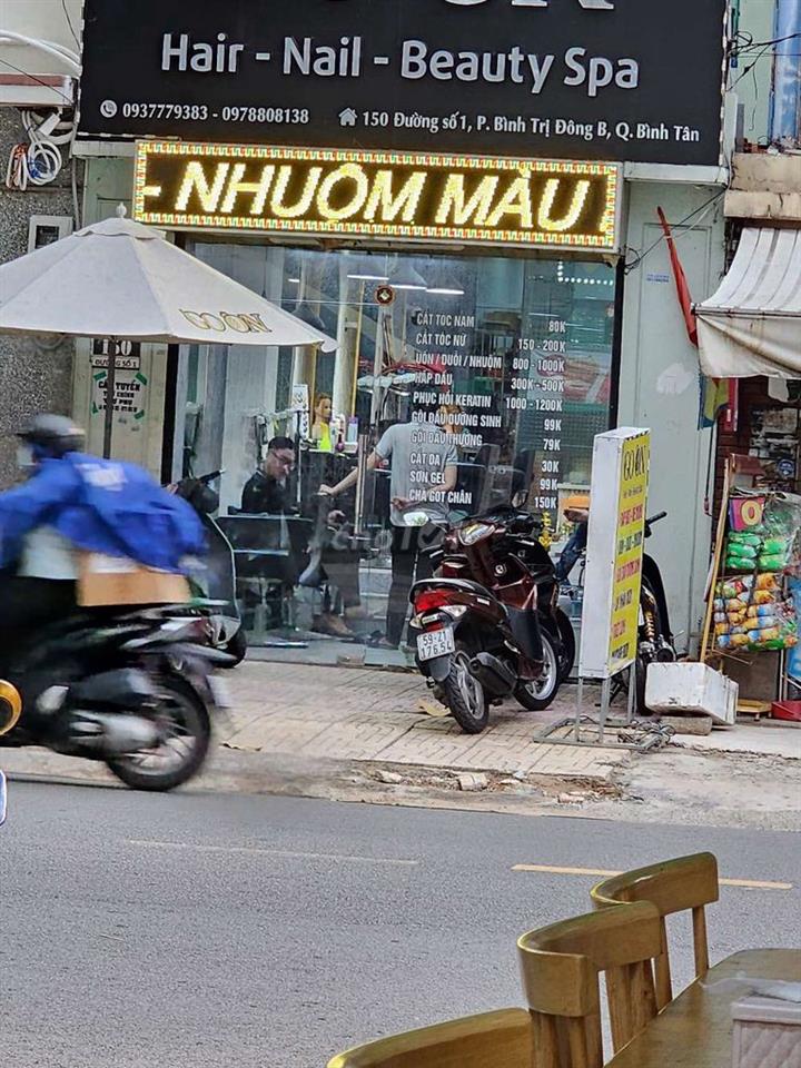 SANG NHƯỢNG SALON ĐANG HOẠT ĐỘNG TỐT