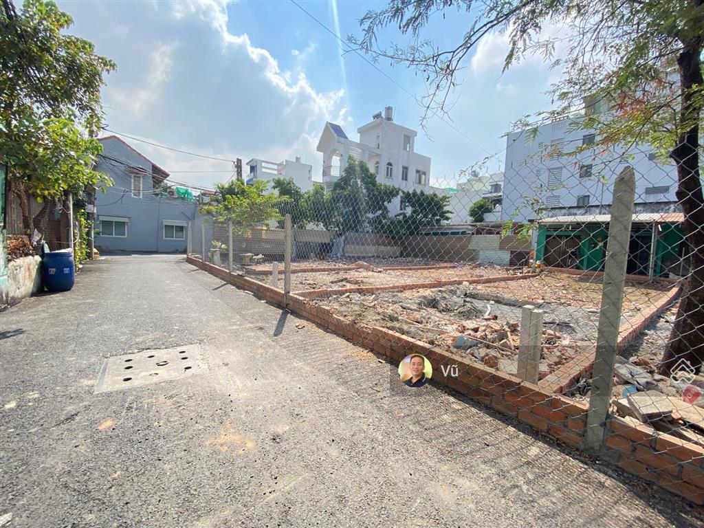 Bán đất sát vách vạn phúc city  hẻm xe hơi 505 quốc lộ 13  97.1m2 ngang 5.3m  sổ sẵn
