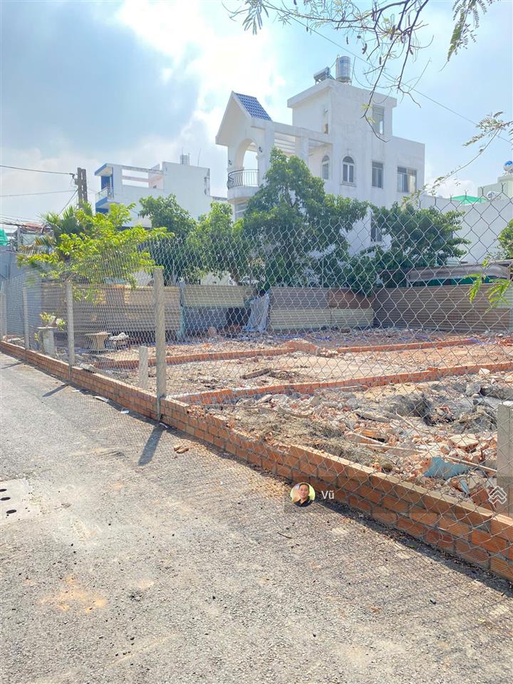 Chỉ 6,8 tỷ sở hữu lô đất 97m2 sát kđt vạn phúc  hẻm 505 ql13 thông thoáng.