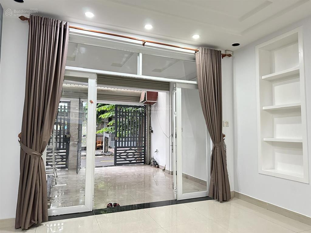 Nhà 4 tầng 106.7m2, 5x21m, mặt tiền kinh doanh hiệp bình thủ đức