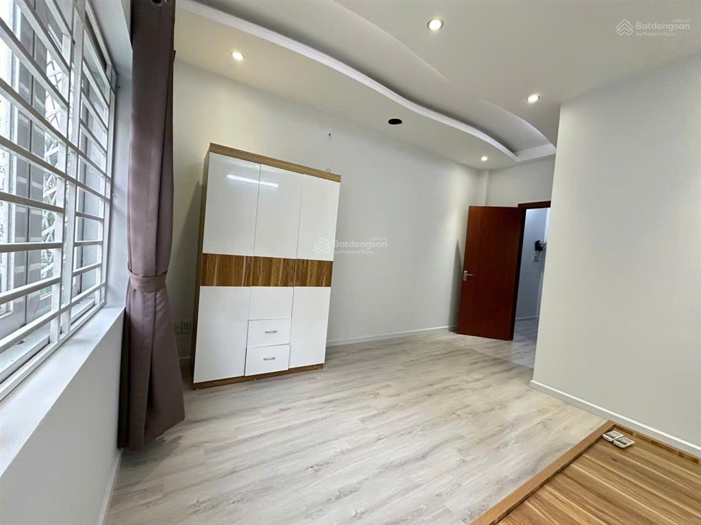 Nhà 4 tầng 106.7m2, 5x21m, mặt tiền kinh doanh hiệp bình thủ đức