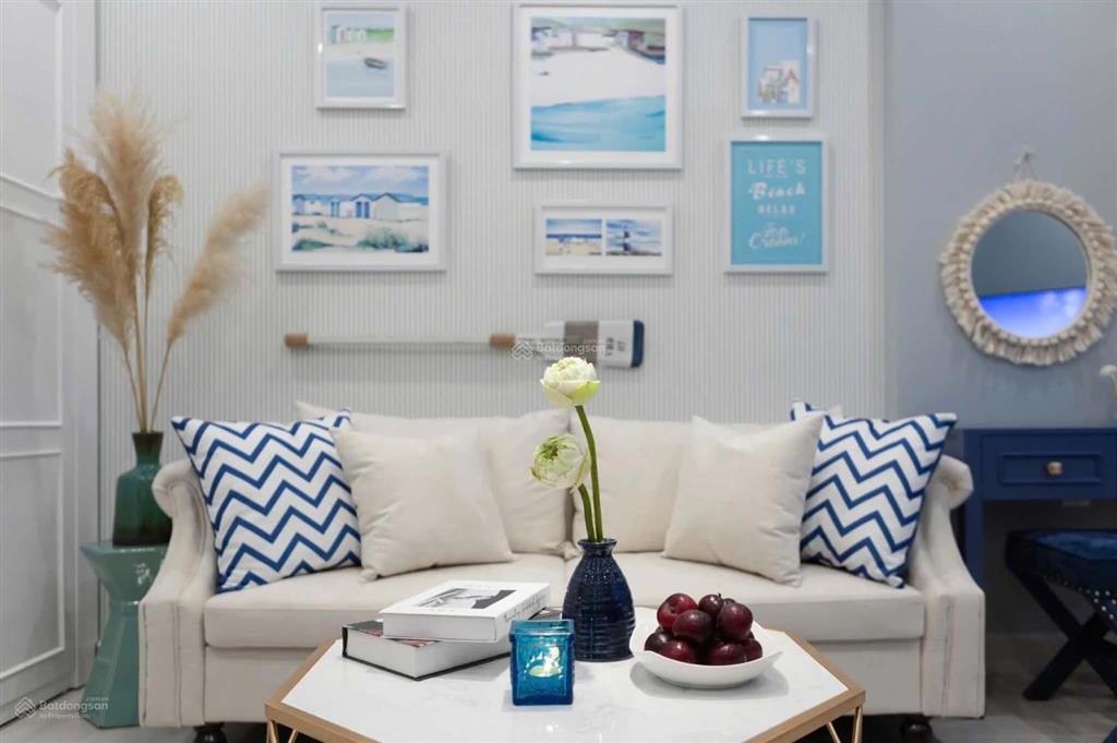Chính chủ cần bán căn hộ studio 30.8m2 tòa s303 tầng 1208 vinhomes smart .giá 2.3 tỷ bao phí