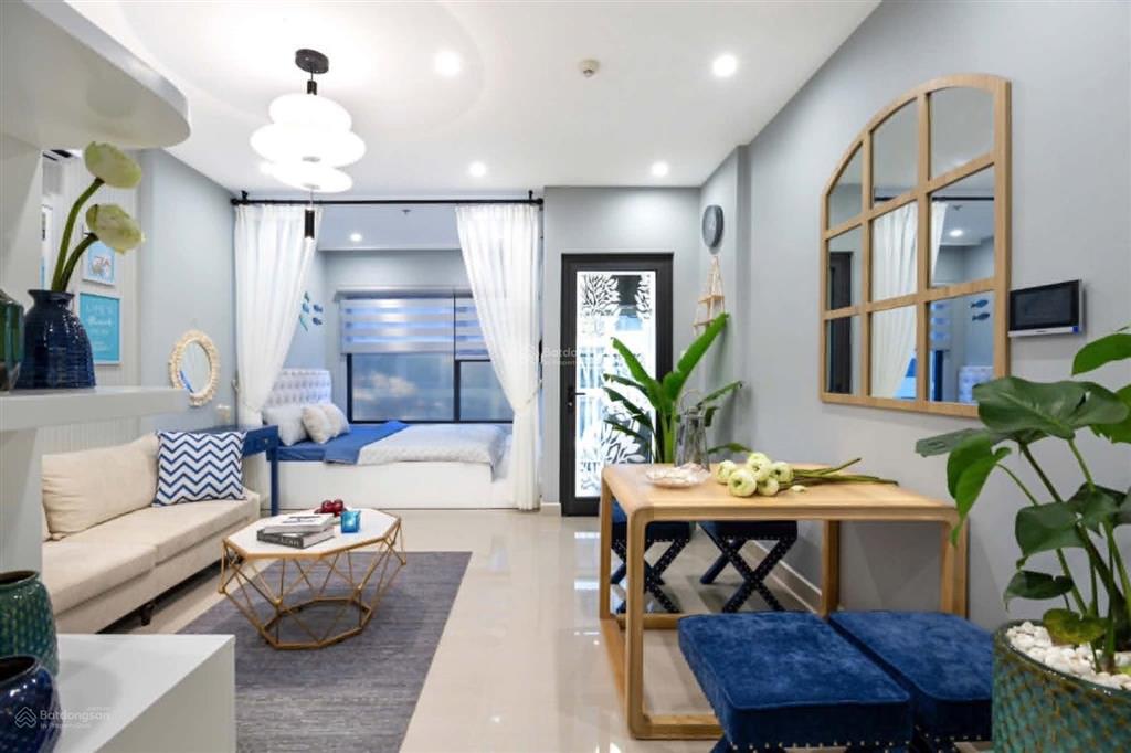 Chính chủ cần bán căn hộ studio 30.8m2 tòa s303 tầng 1208 vinhomes smart .giá 2.3 tỷ bao phí